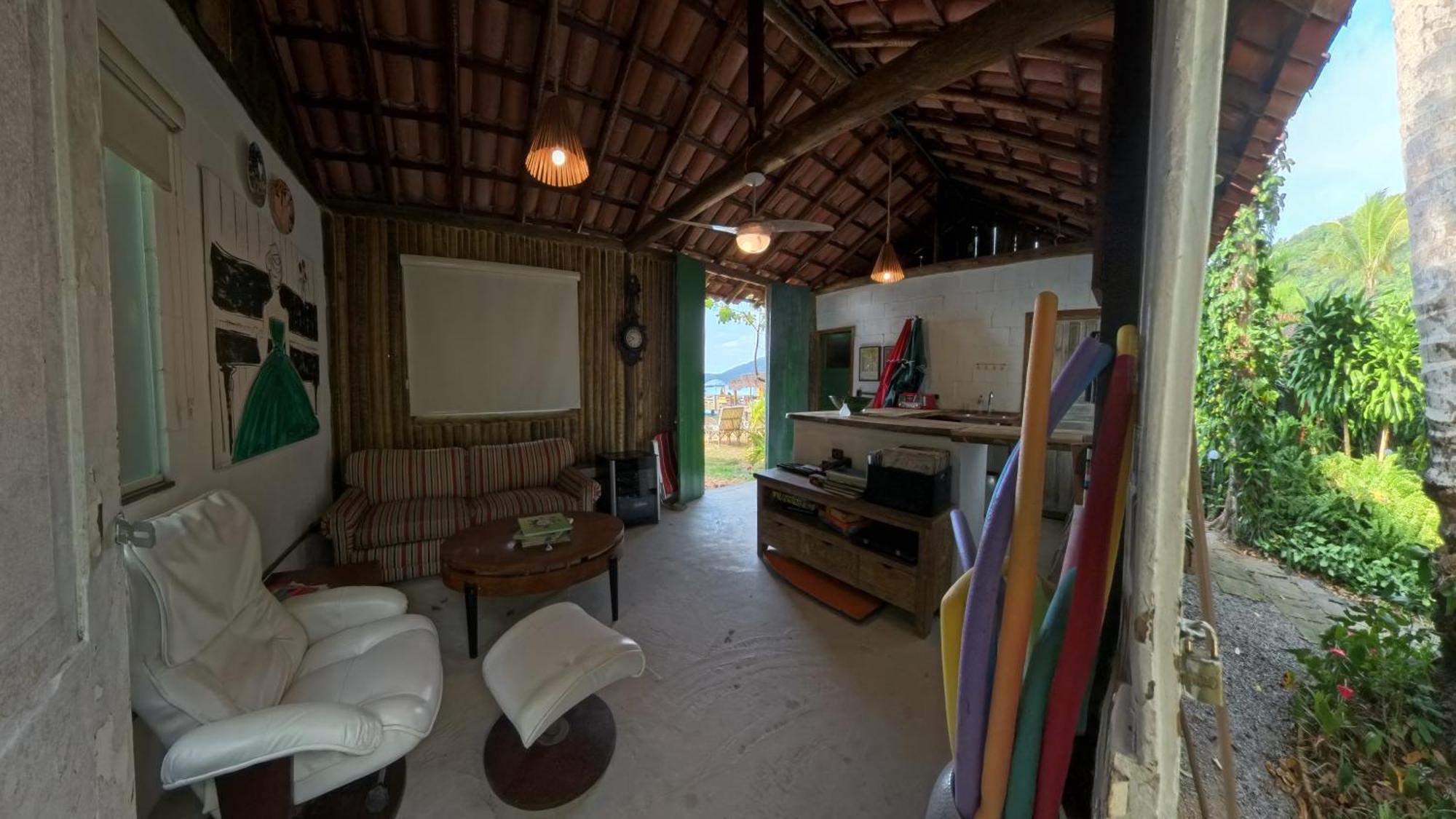 Joaoemaria Da Ilha Hotel Praia de Aracatiba Luaran gambar